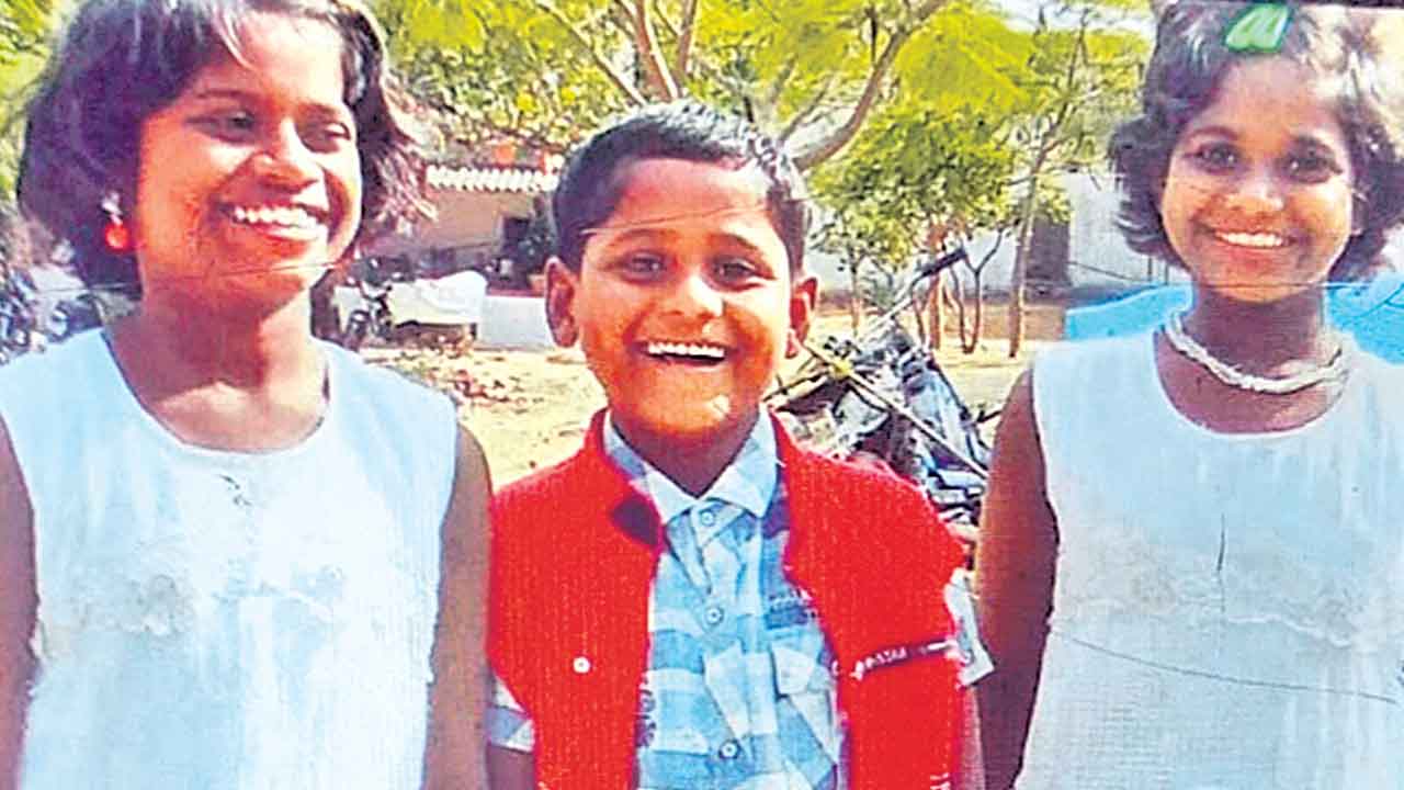 చెరువులో మునిగి నలుగురు మృతి