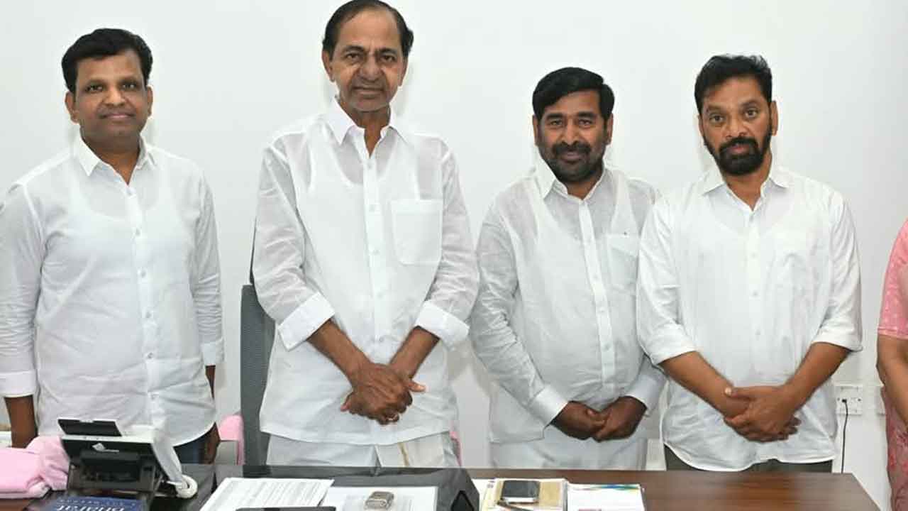 రజతోత్సవ సభను గ్రాండ్‌ సక్సెస్‌ చేయాలి