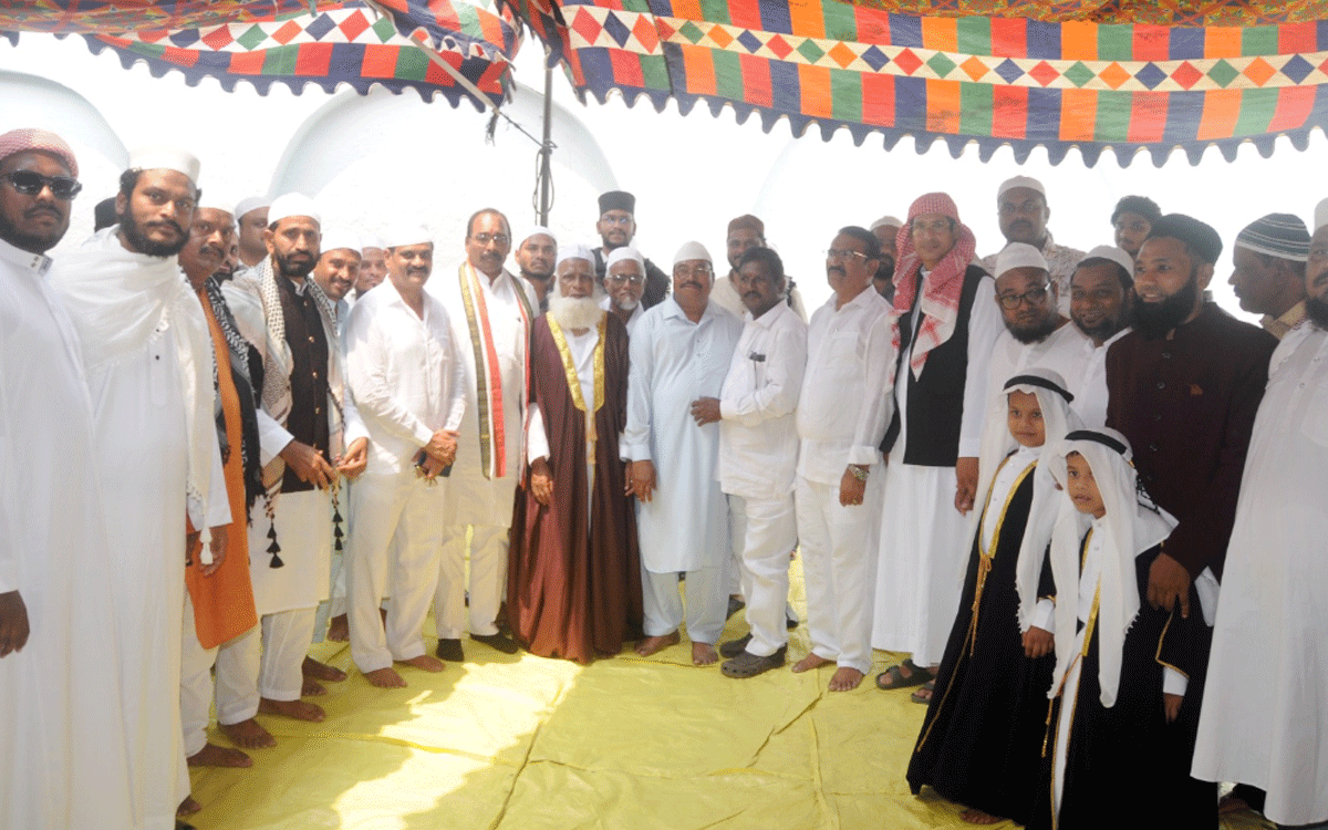 Kodada : సమాజంలో సోదరభావం పెంపొందాలి : అబ్దుల్ ఖాదీర్