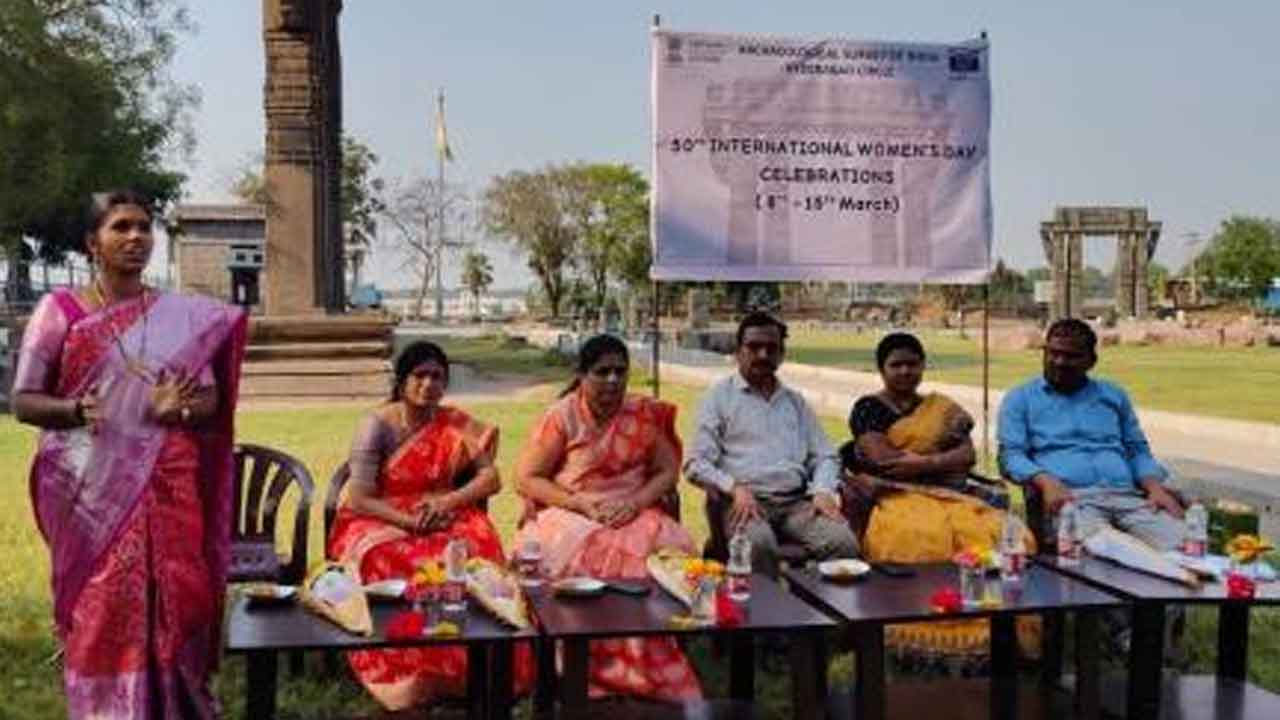 Womens Day | కీర్తి తోరణాల ప్రాంగణంలో మహిళా దినోత్సవం