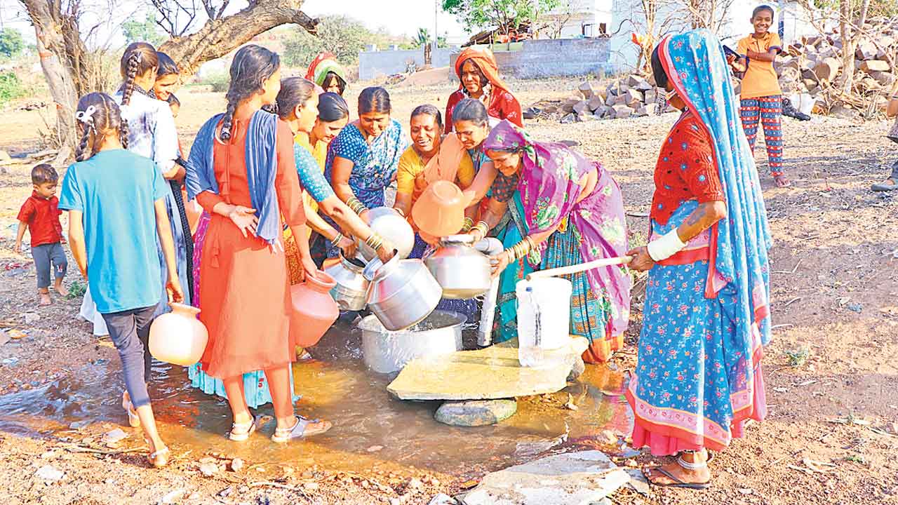 Kodangal | కొడంగల్‌లో గొంతు తడవట్లే! సీఎం సొంత నియోజకవర్గంలో ప్రజల ‘పానీ’పాట్లు