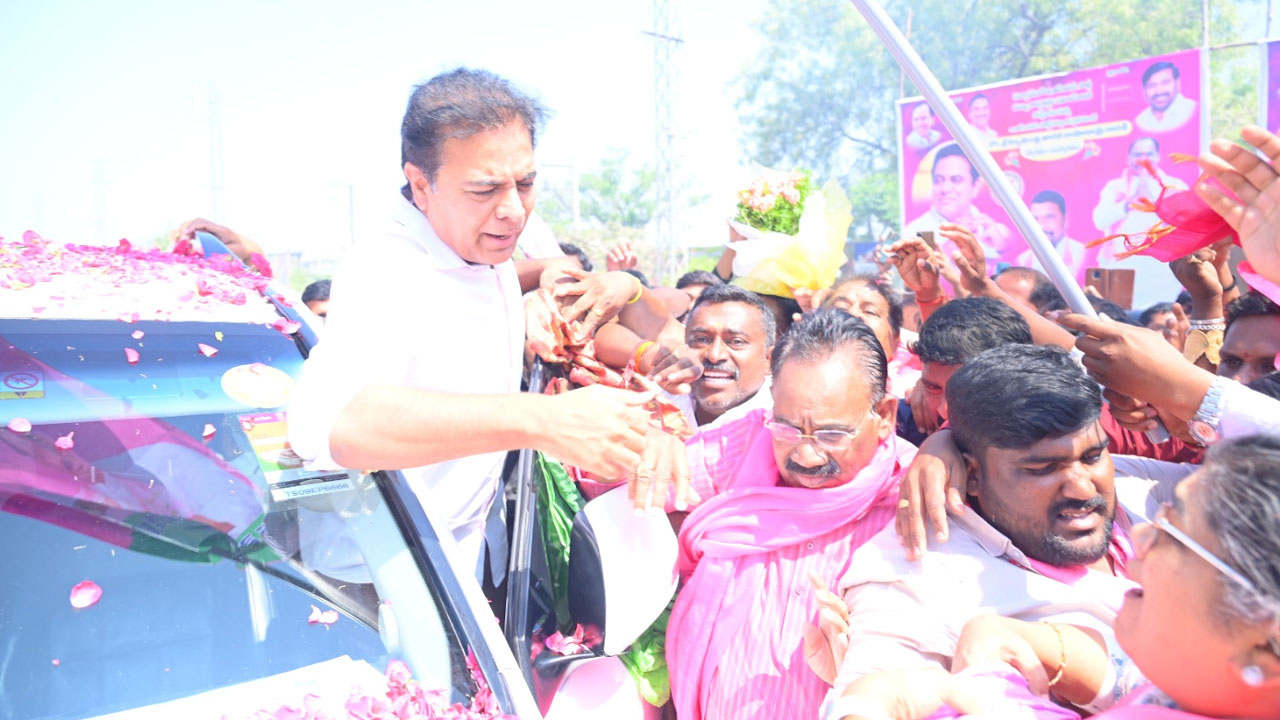 KTR | సూర్యాపేటకు బయల్దేరిన కేటీఆర్‌.. చౌటుప్పల్‌లో ఘన స్వాగతం