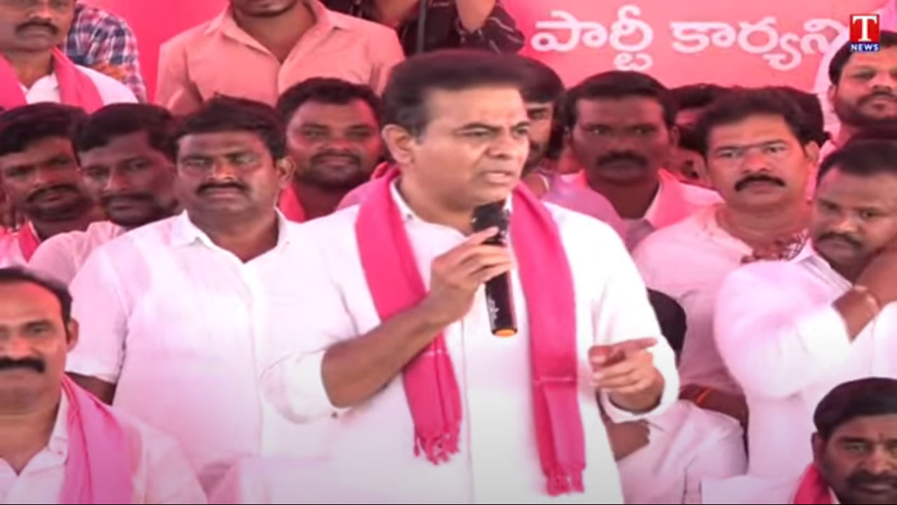KTR | వానపాములు కూడా నాగుపాముల్లా బుస కొడుతున్నాయి.. సీఎం రేవంత్పై కేటీఆర్ సెటైర్లు