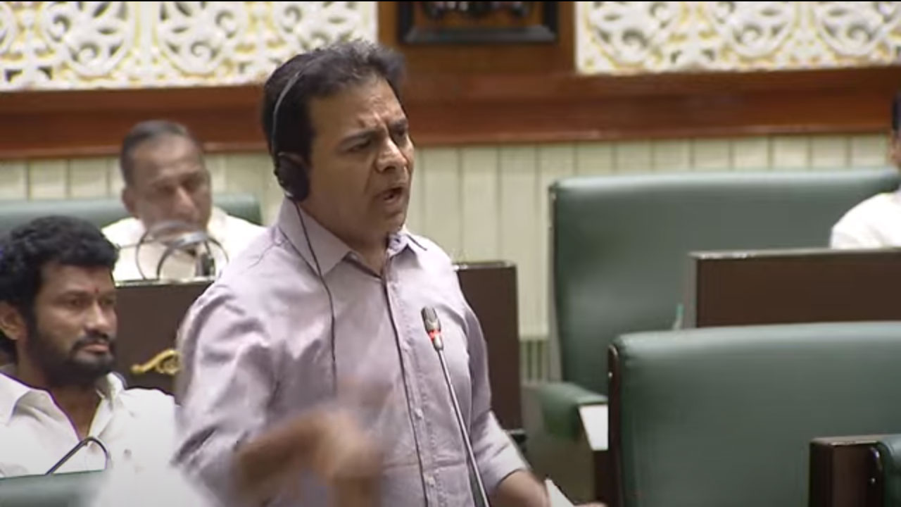 KTR | ఏ ఒక్క ఊరిలోనైనా 100 శాతం రుణ‌మాఫీ జ‌రిగితే.. శాశ్వ‌తంగా రాజ‌కీయాల నుంచి త‌ప్పుకుంటా.. రేవంత్ రెడ్డికి కేటీఆర్ స‌వాల్