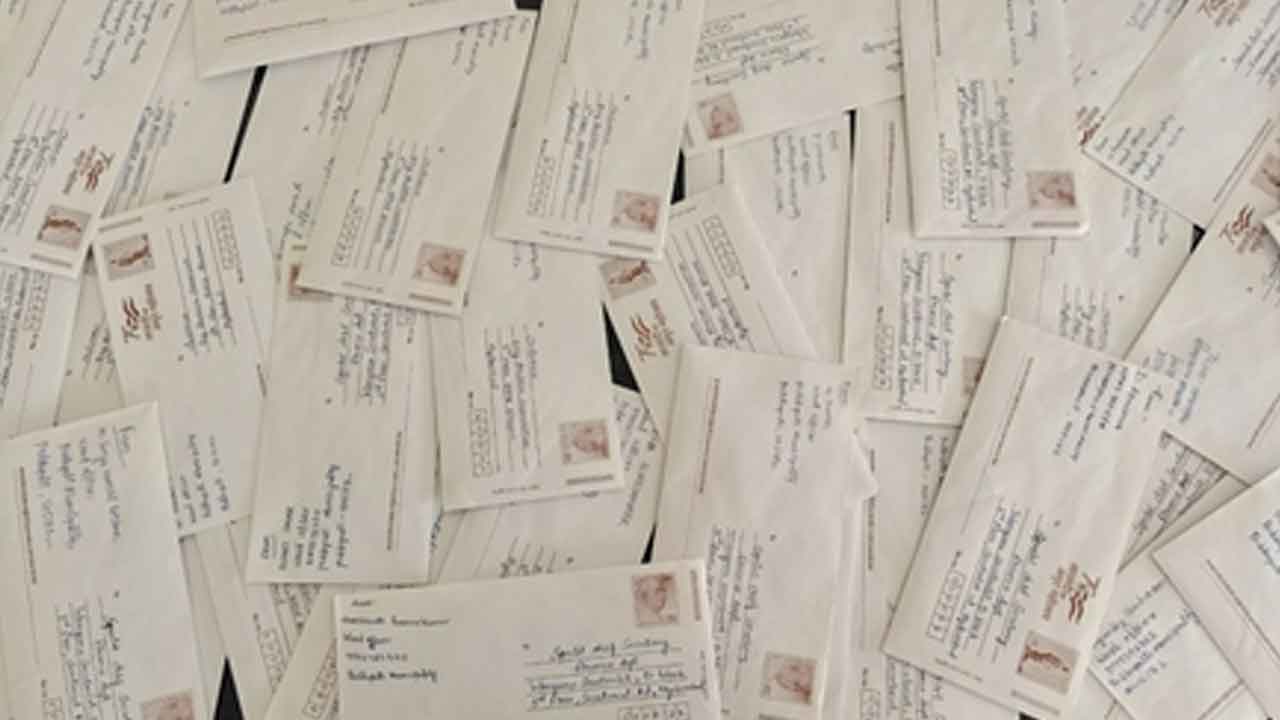 Municipal Ward Officers | మున్సిపల్ వార్డు అధికారుల పే స్కేళ్లను సవరించాలి