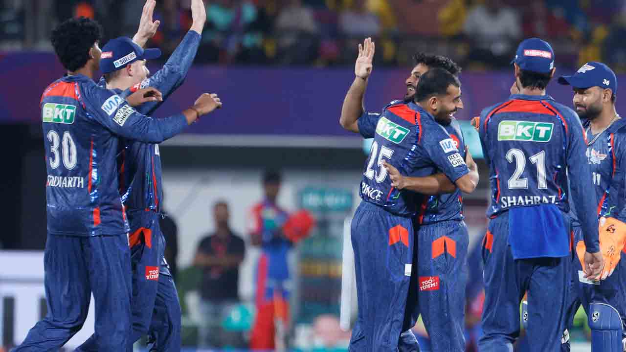 IPL 2025 | హడ‌లెత్తించిన శార్థూల్.. నాలుగు వికెట్లు కోల్పోయిన ఢిల్లీ..!