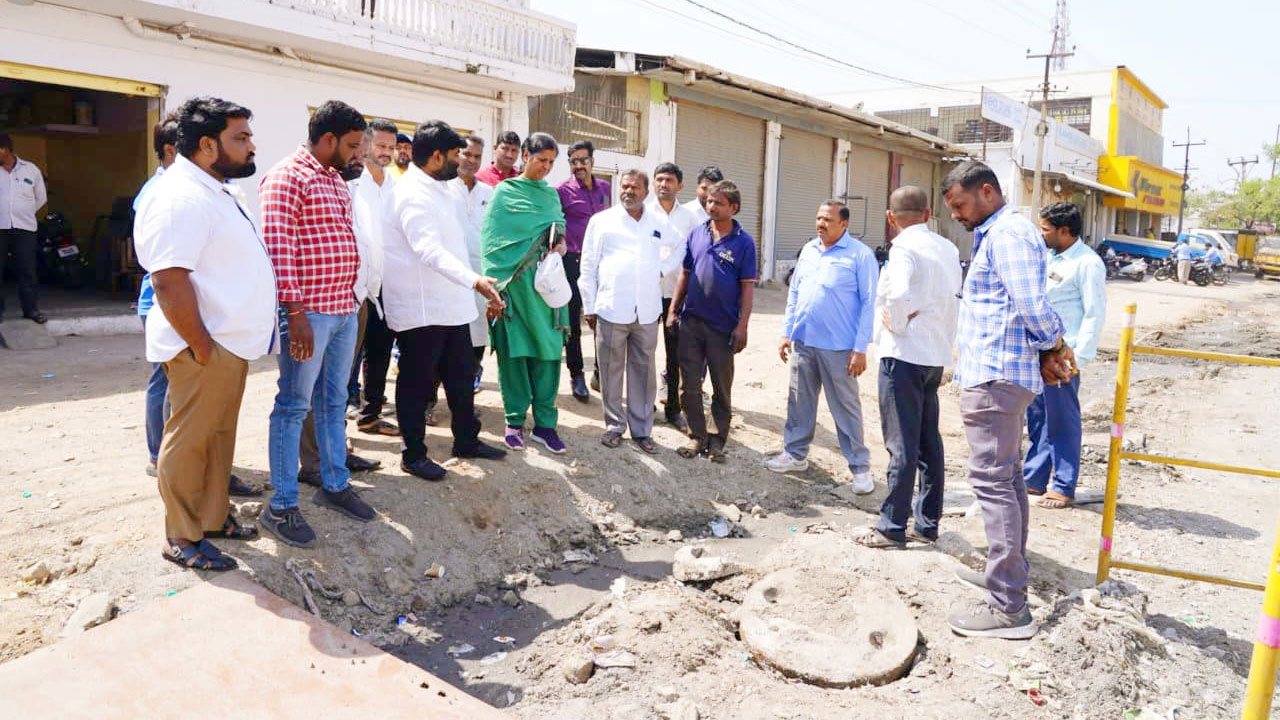 Mailardevpally | అధికారుల నిర్ల‌క్ష్యం.. ఇబ్బందులు పడుతున్న ప్రజలు