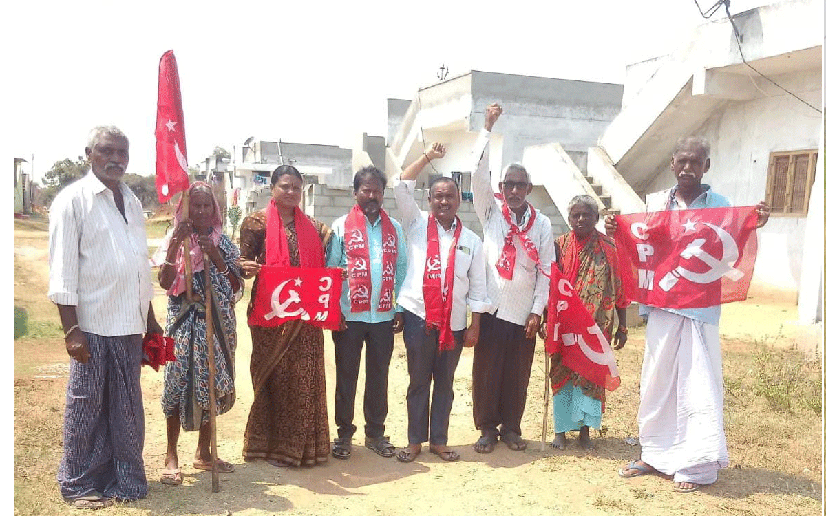 Double Bedroom House : ‘డ‌బుల్’ గృహ స‌ముదాయాల్లో మౌలిక వ‌స‌తులు క‌ల్పించాలి : మ‌ట్టిప‌ల్లి సైదులు