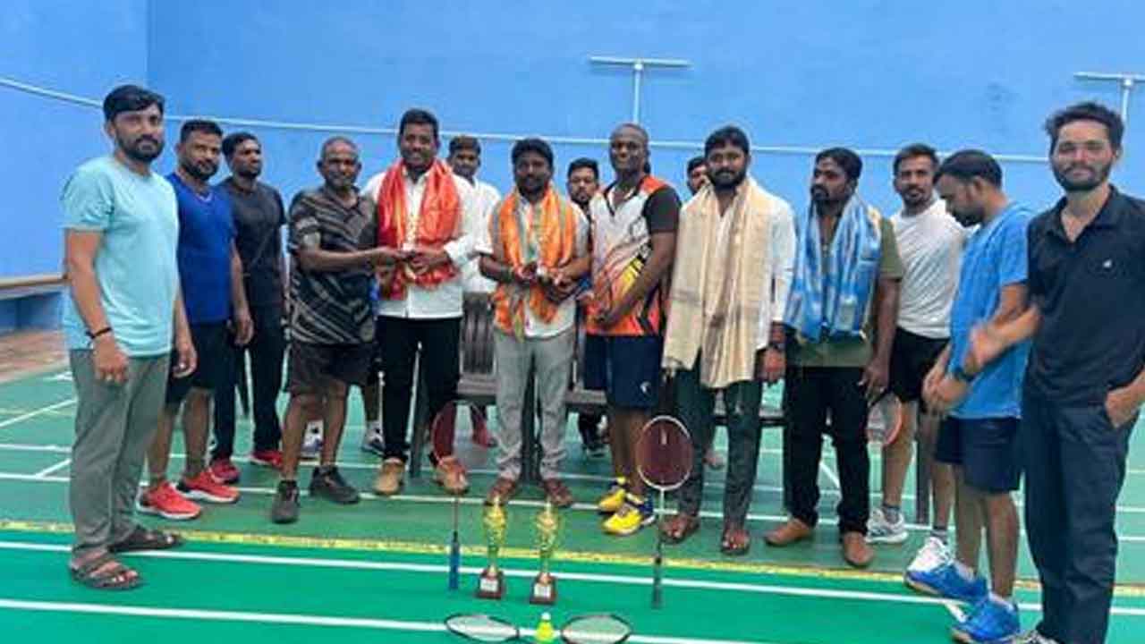 Shuttle tournament | జాతీయస్థాయిలో ఆత్మకూరుకు పేరు ప్రతిష్టలు తీసుకురావాలి
