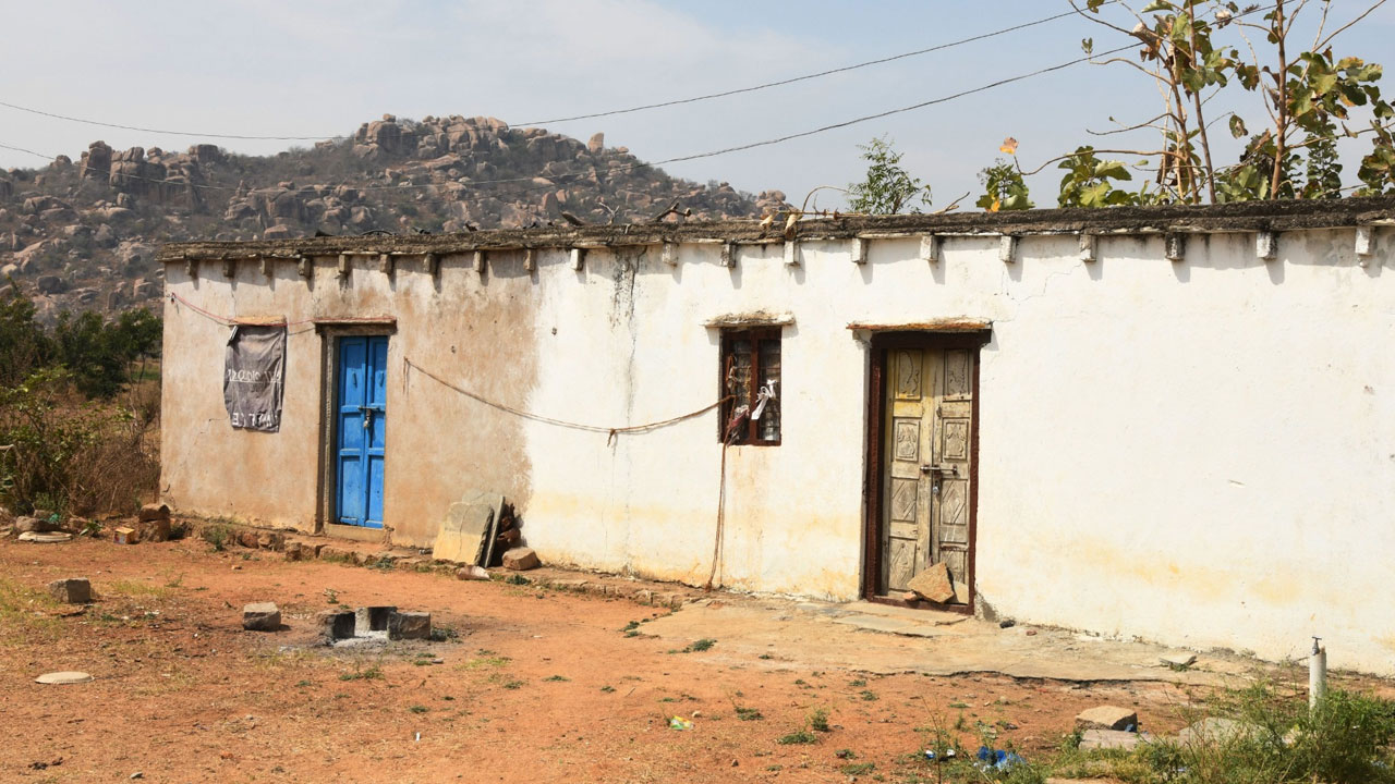 Mahabubnagar | కాంగ్రెస్‌ పాలనలో తాండవిస్తున్న కరువు.. మళ్లీ వలసెల్లుతున్న పాలమూరు పల్లెలు