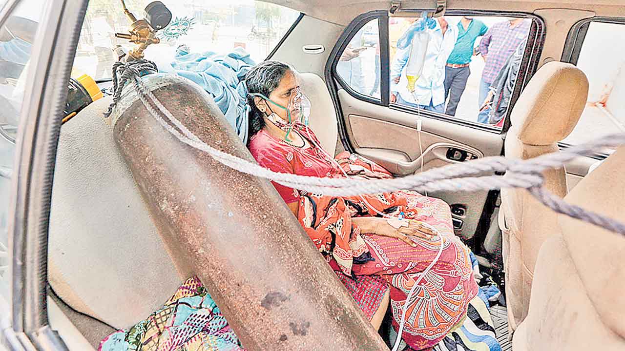 PM Modi | వైద్యం అస్తవ్యస్తం.. మోదీ సొంత రాష్ట్రంలో అన్ని సేవలూ అరకొరే