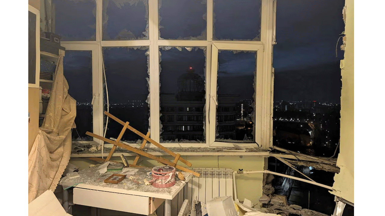 Drone Attack: మాస్కోపై డ‌జ‌న్ల సంఖ్య‌లో డ్రోన్ల‌తో దాడి.. 69 యూఏవీల‌ను కూల్చివేసిన ర‌ష్యా