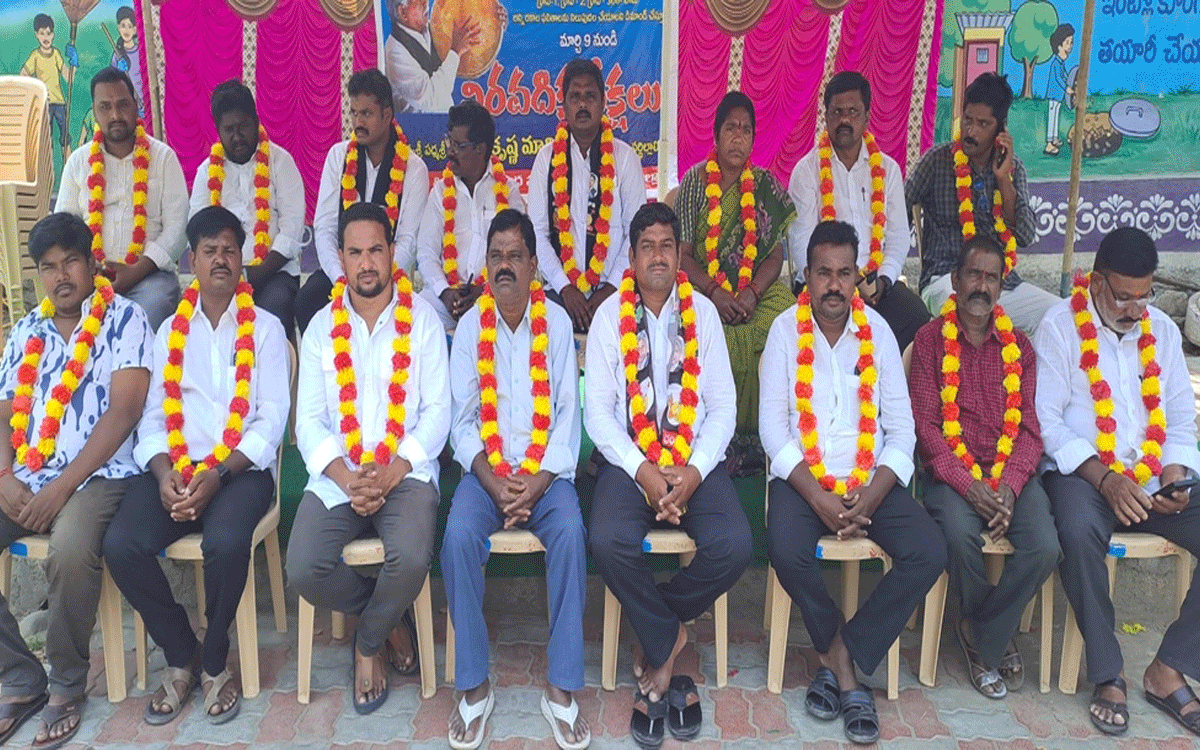 MRPS : ‘గ్రూప్స్’ ఫ‌లితాల‌ను నిలిపేయాల‌ని నిర‌వ‌దిక దీక్ష‌లు