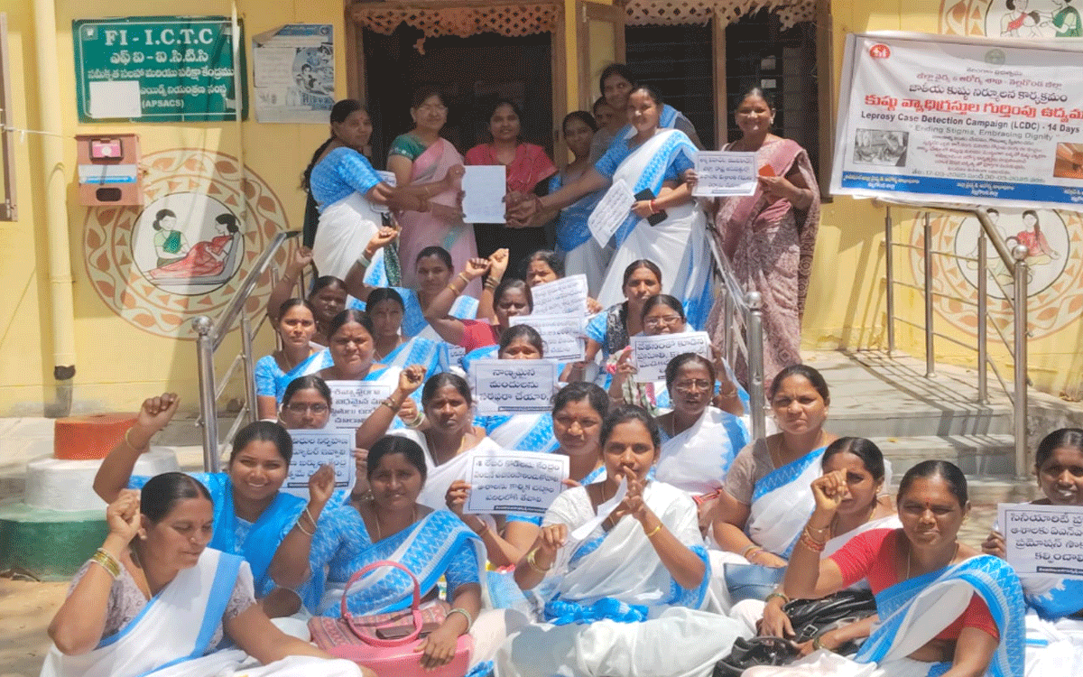Asha Workers : ఆశాలకు కనీస వేతనం నెలకు రూ.26 వేలు ఇవ్వాలి : వనం నిర్మల