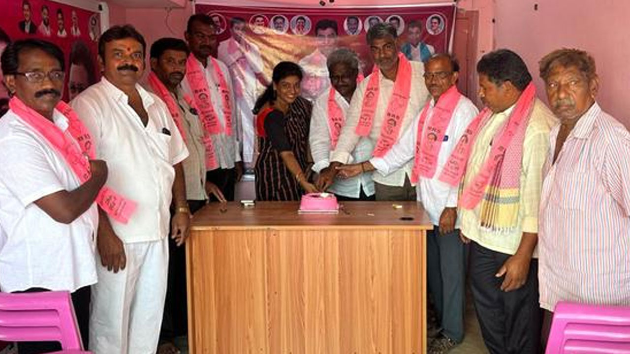 Nama Nageshwar Rao | ఘనంగా మాజీ ఎంపీ నామ నాగేశ్వరావు జన్మదిన వేడుకలు