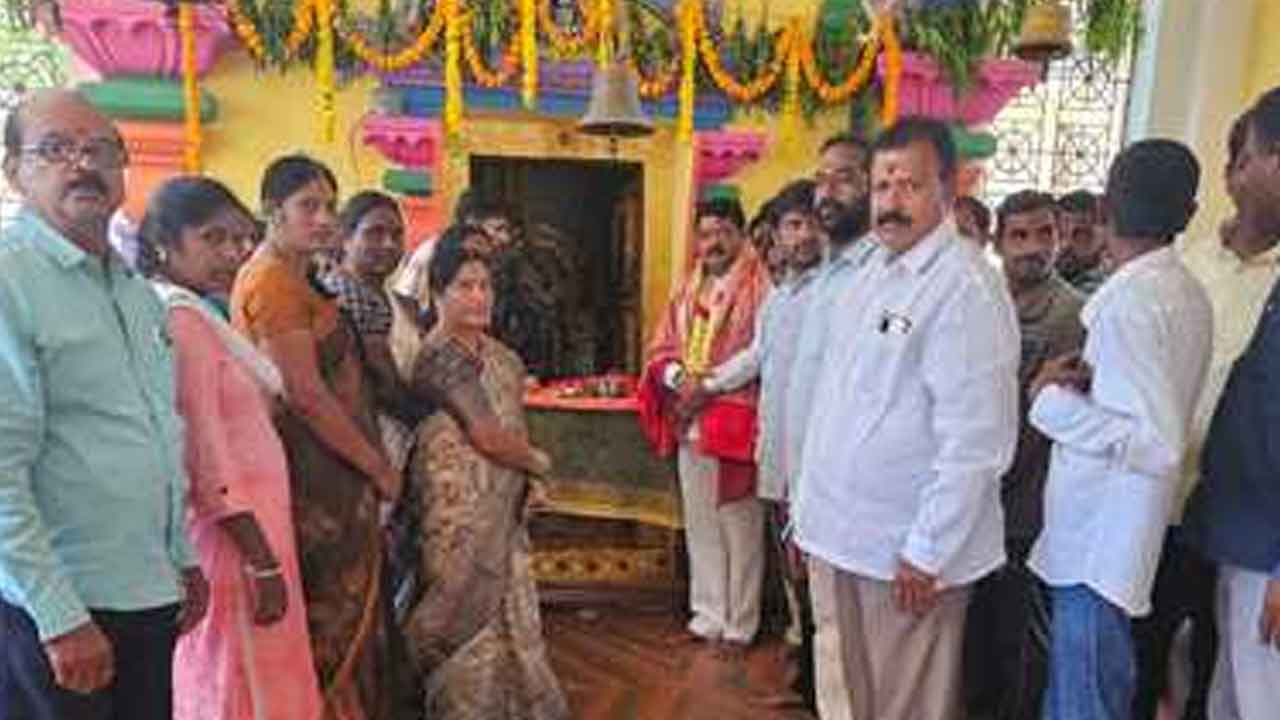 Mahankali Temple | మహంకాళి దేవాలయంలో నన్నపునేని నరేందర్ పూజలు