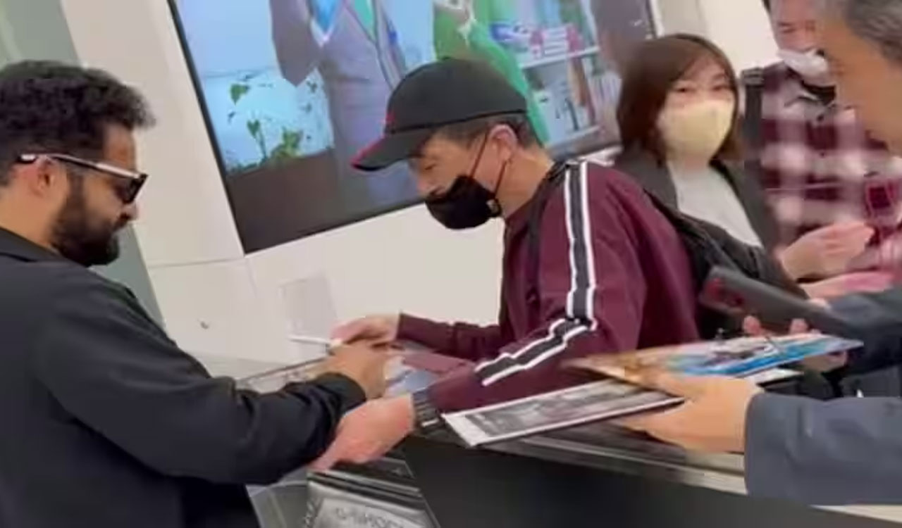 NTR| జపాన్‌లోను త‌గ్గ‌ని ఎన్టీఆర్ క్రేజ్..’దేవర’తో ఆటో గ్రాఫ్ స్వీట్ మెమొరీస్