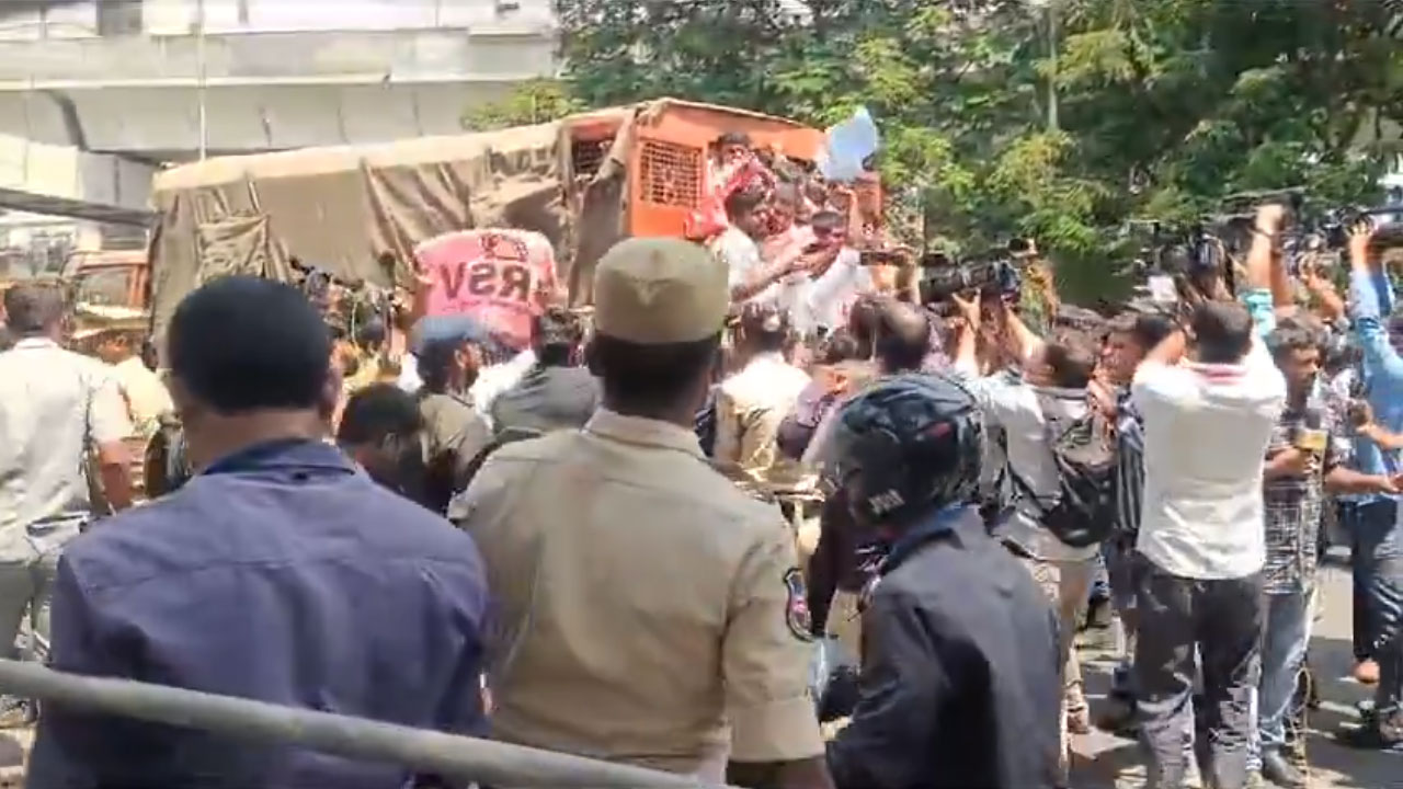 BRSV | అసెంబ్లీని ముట్ట‌డించిన బీఆర్ఎస్వీ శ్రేణులు..