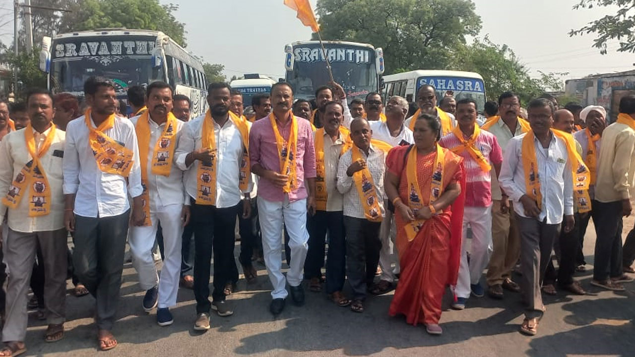 Chintakindi Mallesham | రాజకీయ చదరంగంలో వాటా కోసమే పద్మశాలీల మహాసభలు : చింతకింది మల్లేశం