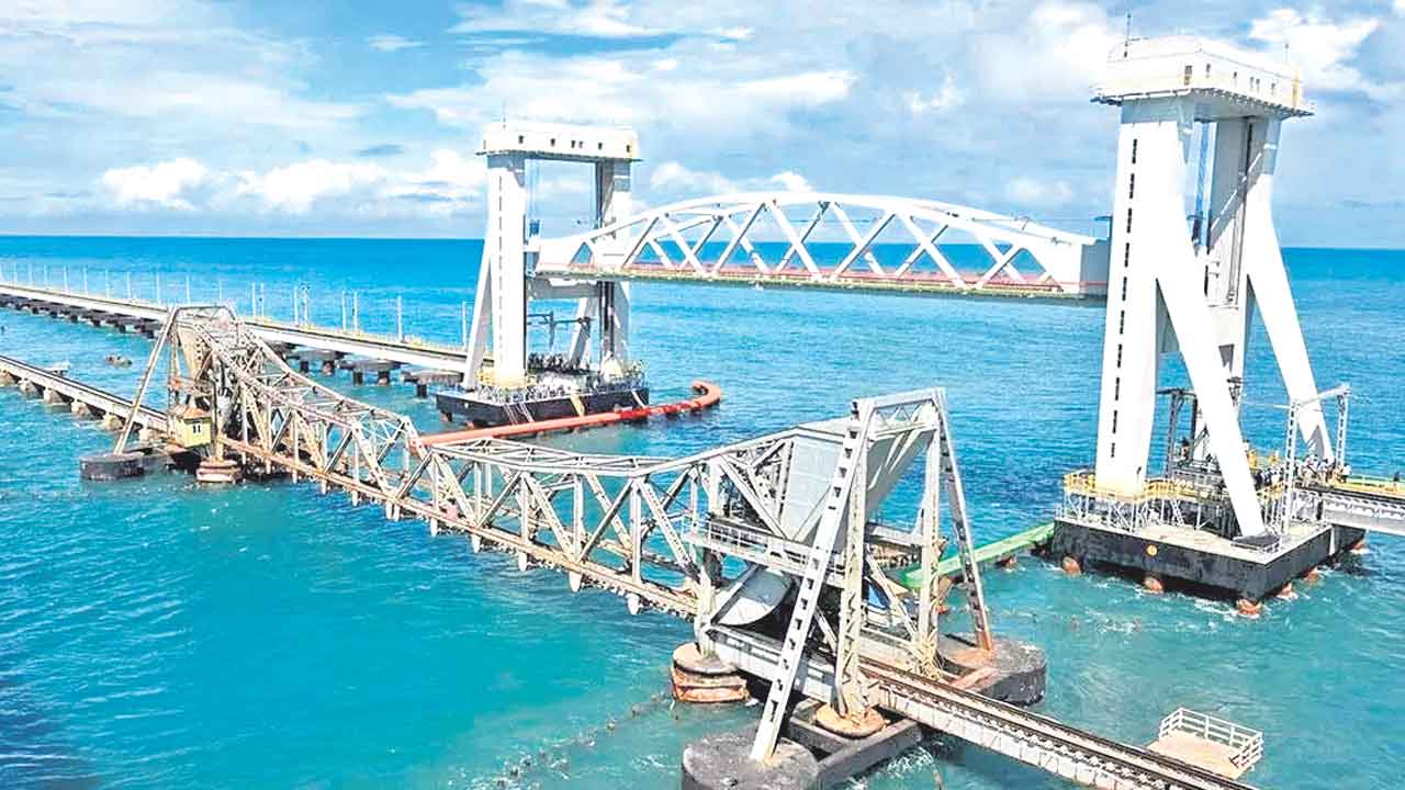 పంబన్‌ బ్రిడ్జి సిద్ధం!.. శ్రీరామనవమి రోజున ప్రారంభం