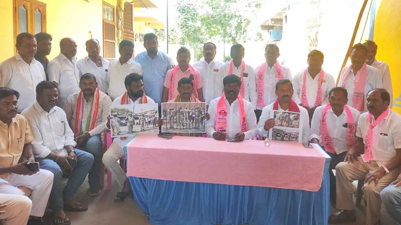 Peddi Sudarshan Reddy | అధికార పార్టీకి తొత్తులుగా పనిచేస్తున్న నర్సంపేట పోలీసులు