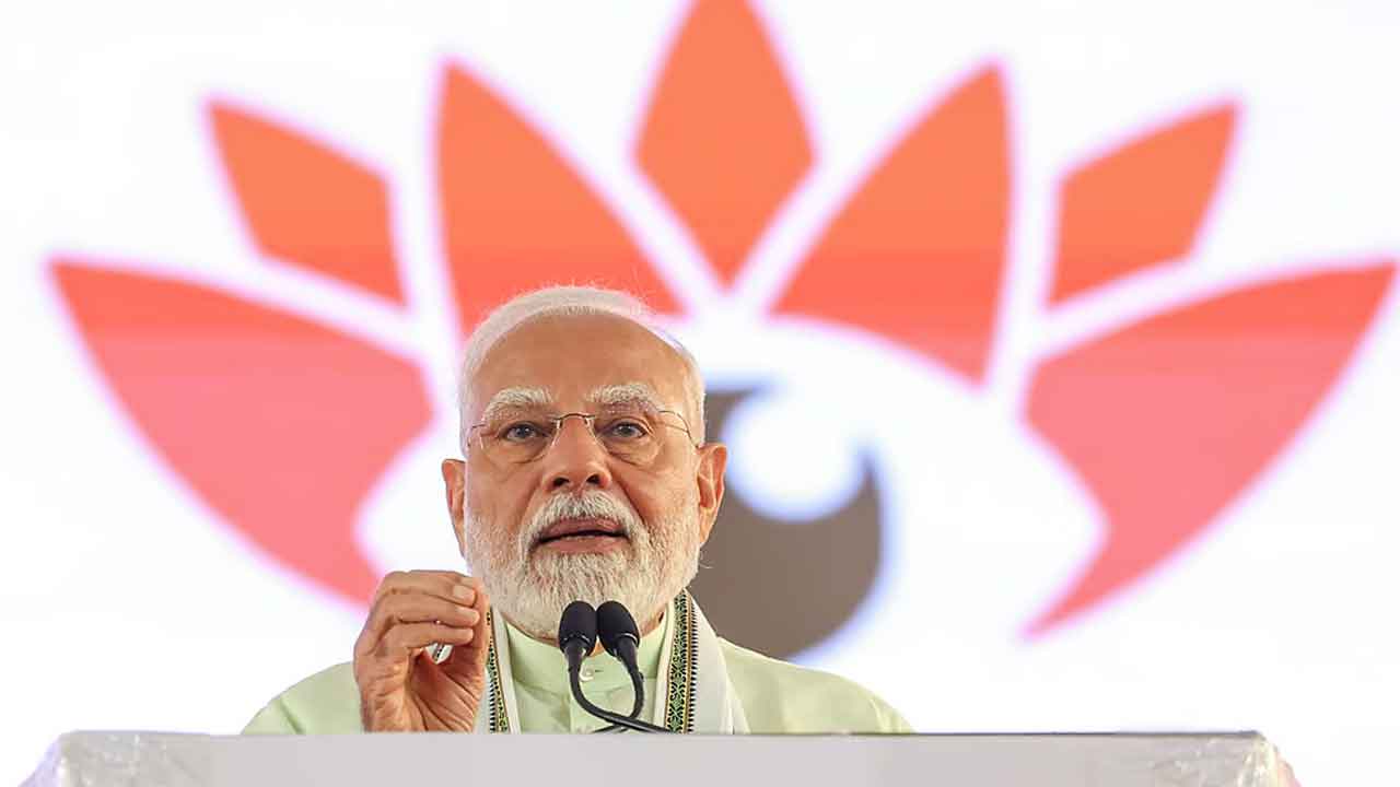 దేశ సంస్కృతికి వట వృక్షం ఆరెస్సెస్‌.. ప్రధానమంత్రి నరేంద్ర మోదీ