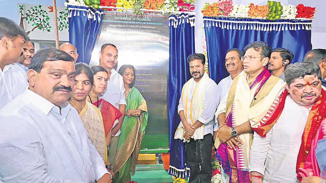 కేసీఆర్ ప్రాజెక్టులకు కాంగ్రెస్ ్రప్రారంభోత్సవాలు