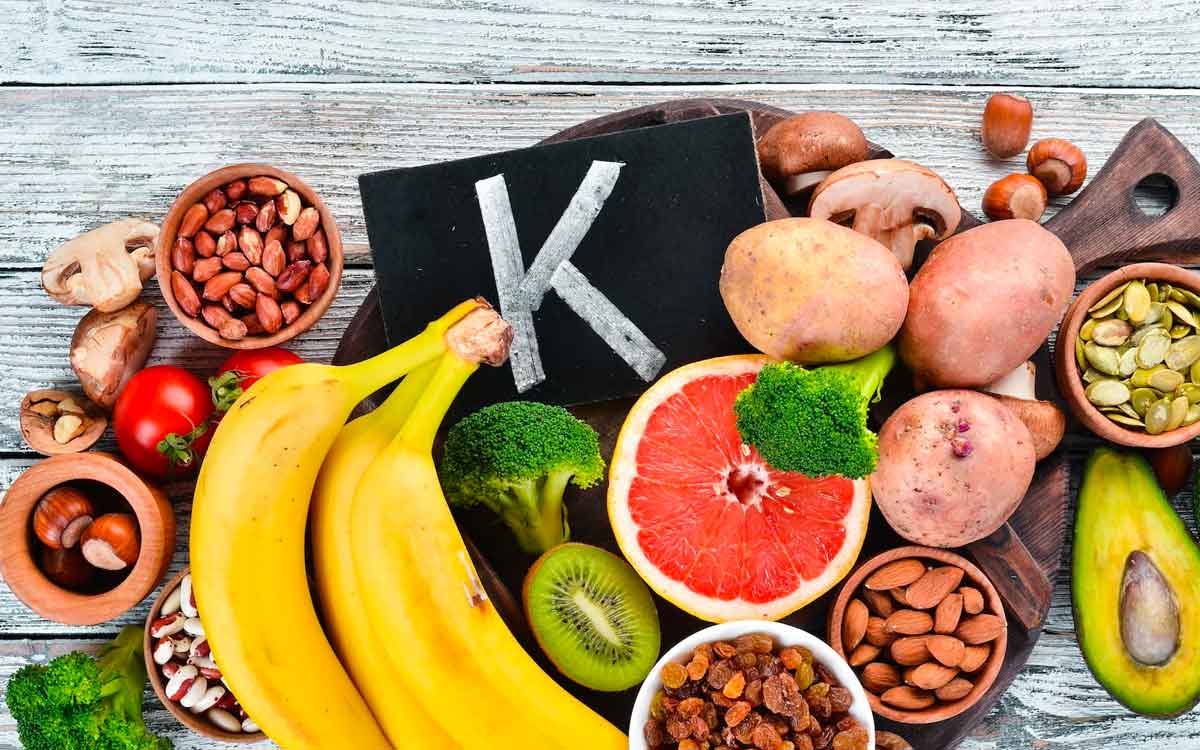 Fruits For High BP Patients | హైబీపీ ఉన్న‌వారు తినాల్సిన పండ్లు ఇవి.. వీటిని తింటే బీపీ వెంట‌నే త‌గ్గుతుంది..!