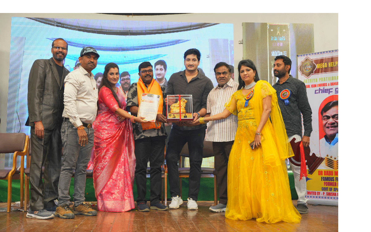 National Service Award : గుండెపంగు రమేశ్కు జాతీయ సేవా పురస్కారం