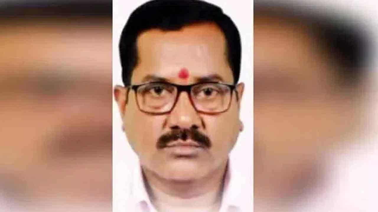 రామినేనికి కన్నీటి వీడ్కోలు