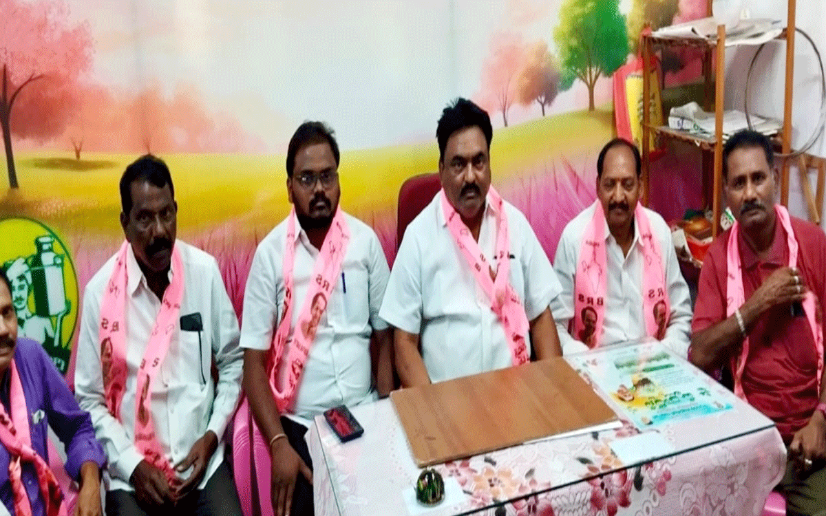 BRS : గత ప్రభుత్వ అభివృద్ధిని తనదిగా చెప్పుకుంటున్న కాంగ్రెస్ : బీఆర్ఎస్ నేత రావులపల్లి రాంప్రసాద్