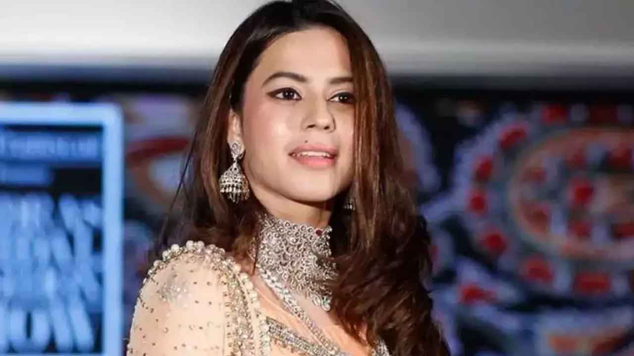 యూట్యూబ్‌ చూసి స్మగ్లింగ్‌ నేర్చుకున్నా రన్యారావు వెల్లడి