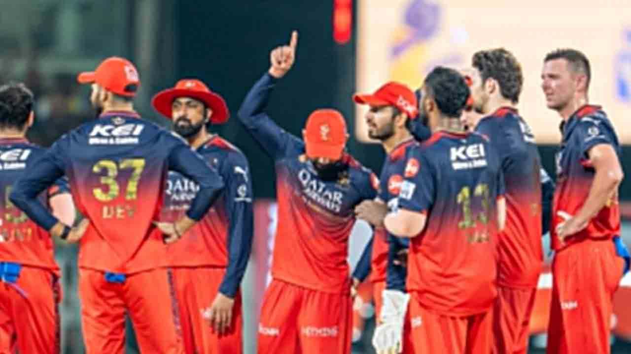 IPL 2025 | దయాల్ డబుల్ స్ట్రైక్.. ఓటమి అంచున సూపర్ కింగ్స్..!
