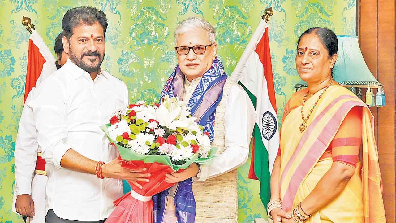 గవర్నర్‌తో రేవంత్‌ భేటీ.. మంత్రివర్గ విస్తరణపై చర్చలు!