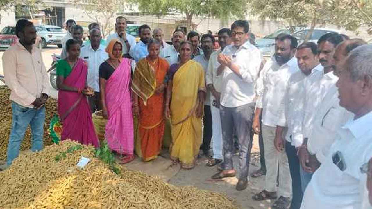 MLA Sanjay | పసుపు రైతులకు అండగా నిలుద్దాం : ఎమ్మెల్యే సంజయ్