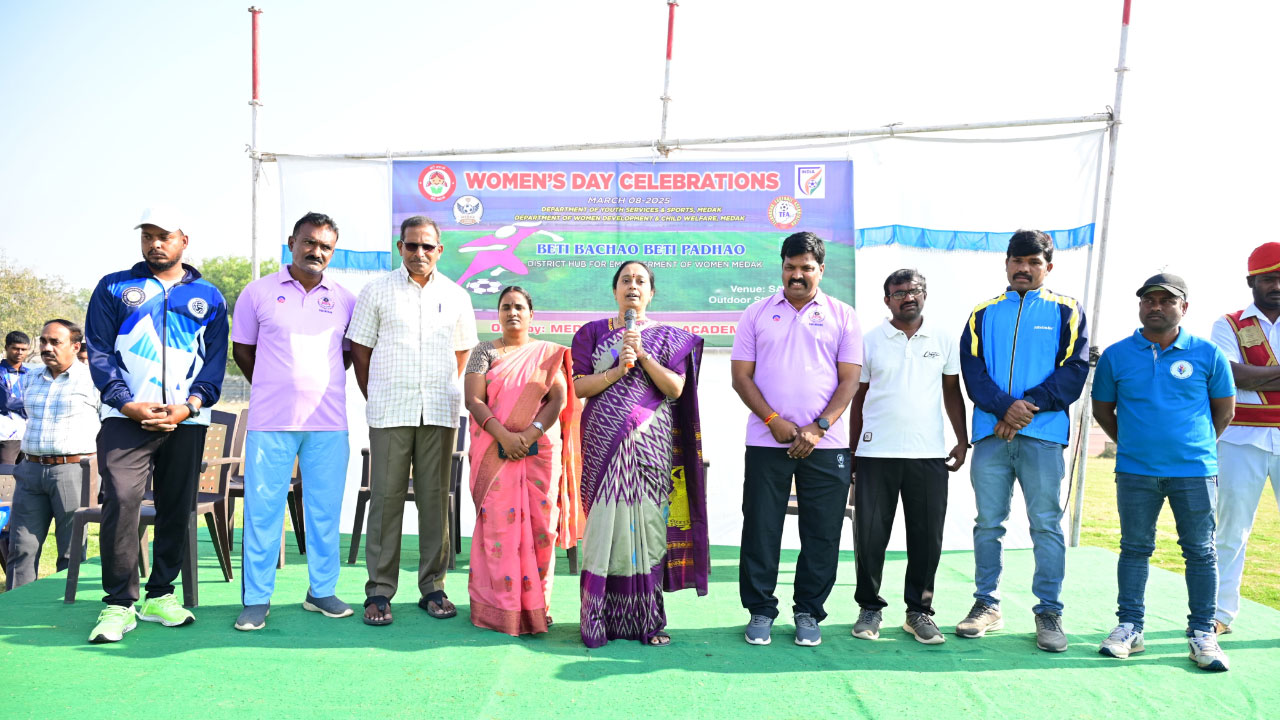 Medak | సమాజంలో మహిళలకు సమాన అవకాశాలు కల్పించాలి : ప్రధాన న్యాయమూర్తి లక్ష్మి శారద