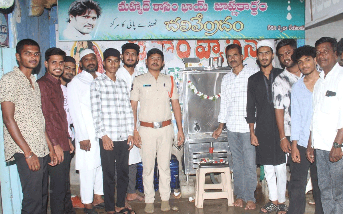 SI Anil : గజ్యానాయక్‌తండా క్రాస్ రోడ్డులో చ‌లివేంద్రం ప్రారంభం