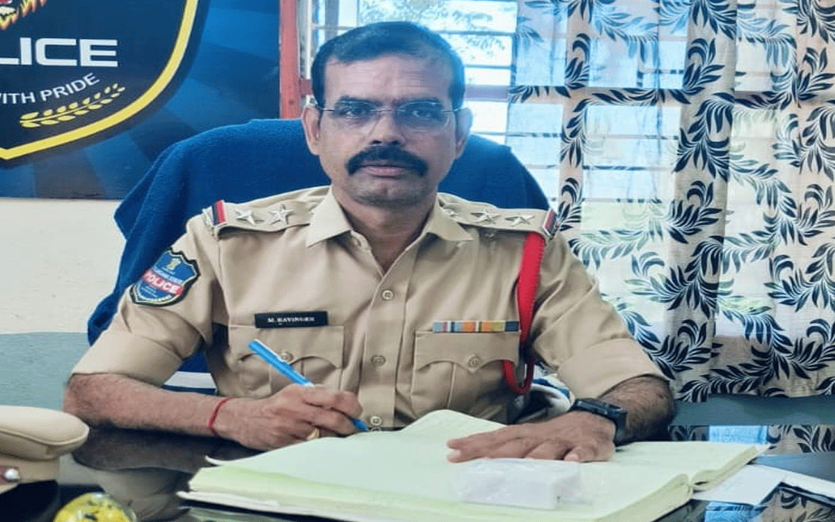 Cricket Betting : క్రికెట్ బెట్టింగ్‌ల‌కు పాల్పడితే కఠిన చర్యలు : ఎస్ఐ రవీందర్