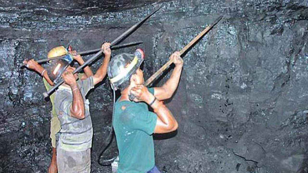 సింగరేణిని వేలంలో పాల్గొననివ్వాలి