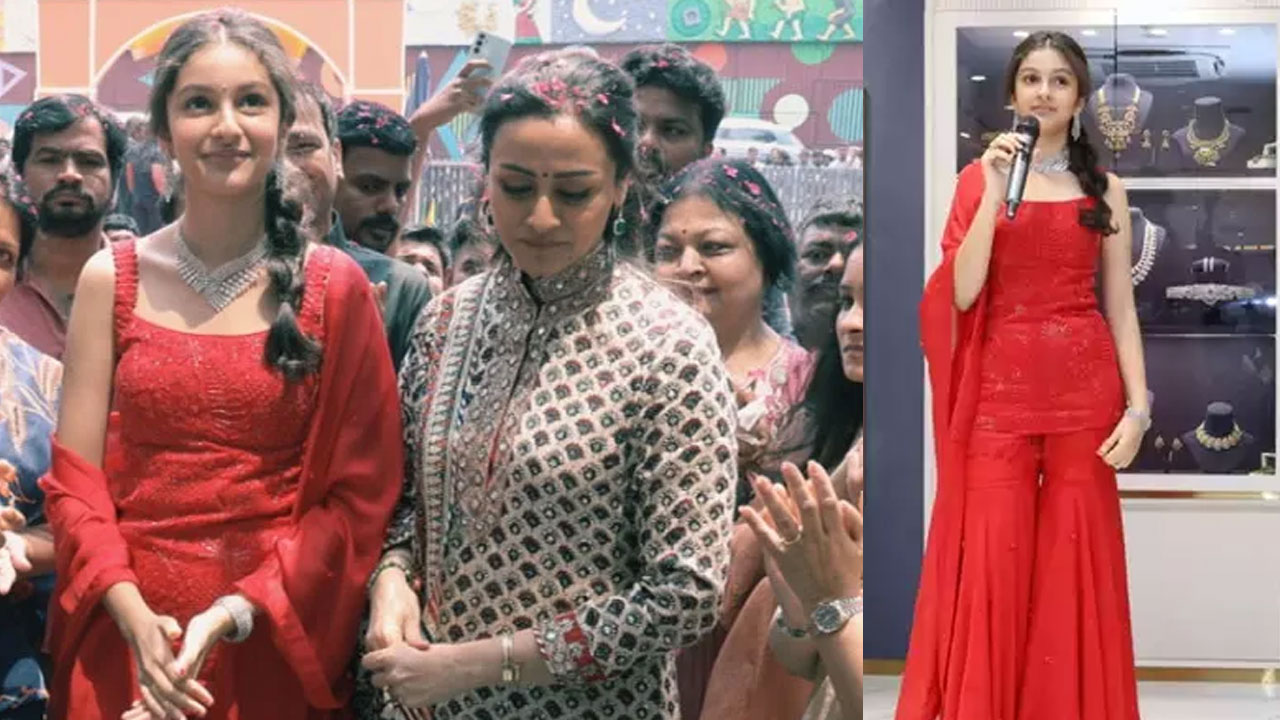 Sitara | త‌ల్లితో క‌లిసి సితార సంద‌డి.. మ‌హేష్ బాబు మూవీ మీద సితార ఆస‌క్తిక‌ర కామెంట్