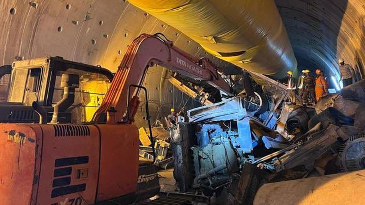 SLBC Tunnel | ఎస్ఎల్‌బీసీ ట‌న్నెల్‌లో మ‌రో మృత‌దేహం వెలికితీత‌.. ఇంజినీర్ మ‌నోజ్‌కుమార్‌గా గుర్తింపు