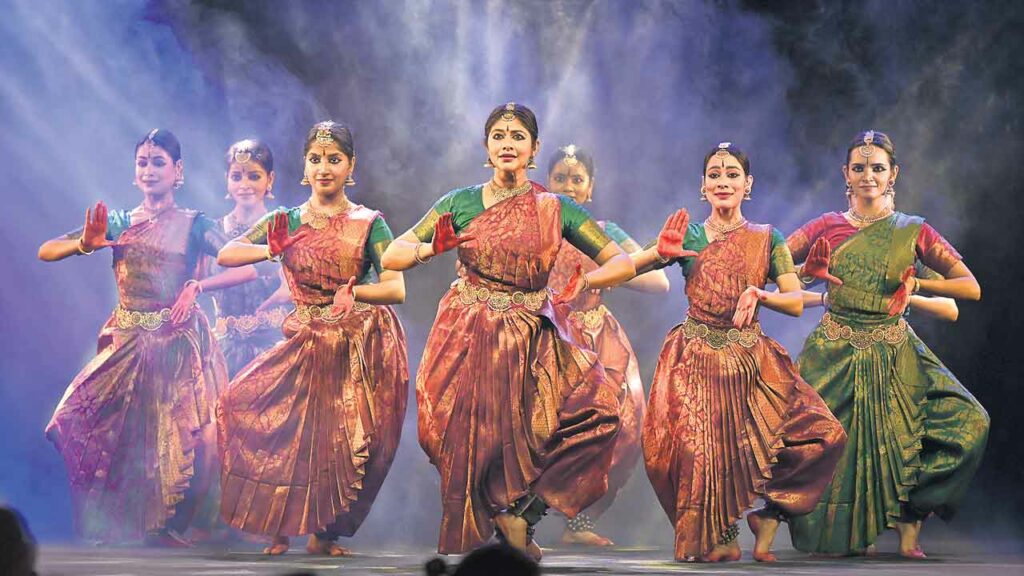 Srinagi, Sasikala, Success