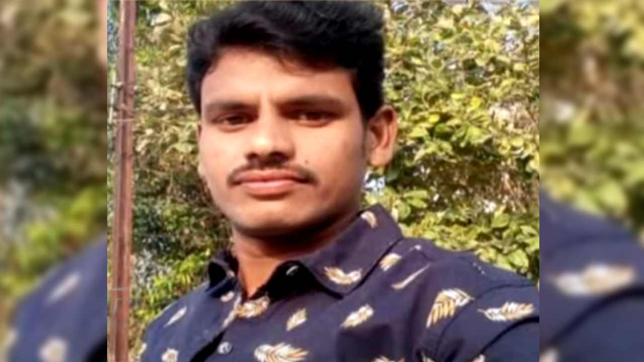 Narsingi | నార్సింగిలో బీభత్సం.. నడుచుకుంటూ వెళ్తున్న వ్యక్తిని ఢీకొట్టిన కారు