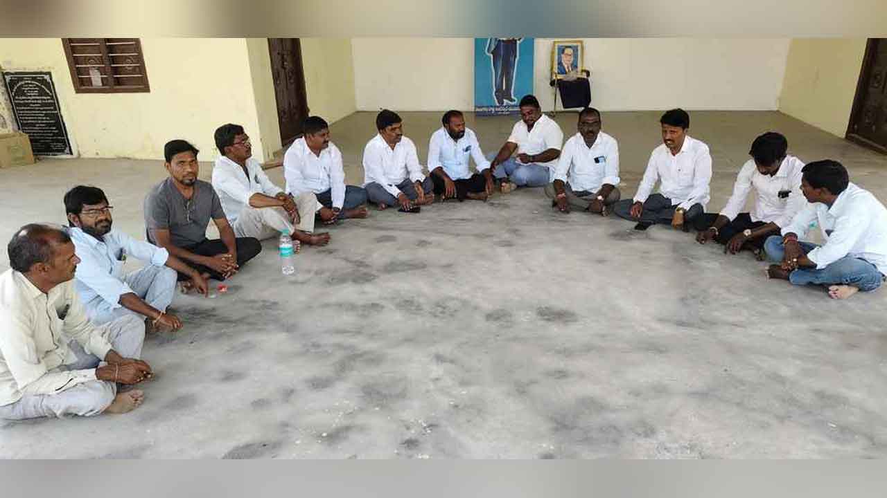 Statues | మహనీయుల.. ముసుగులు తొలగేనా..!