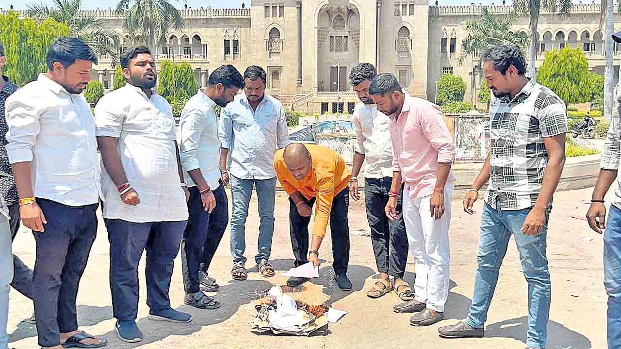 సాచివేతకు ఒప్పుకోం..