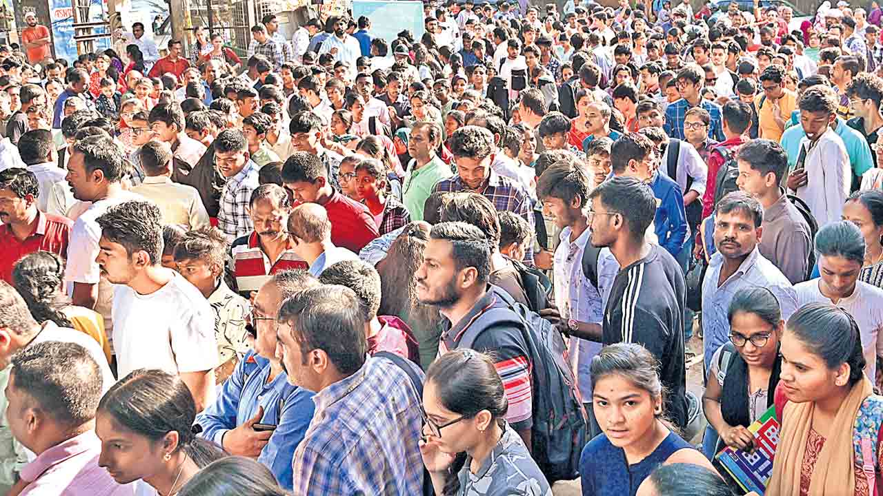 Inter Exams | ఇంటర్ ఎగ్జామ్స్ 80 మార్కులకే..! మరో 20 మార్కులకు ఇంటర్నల్స్..!