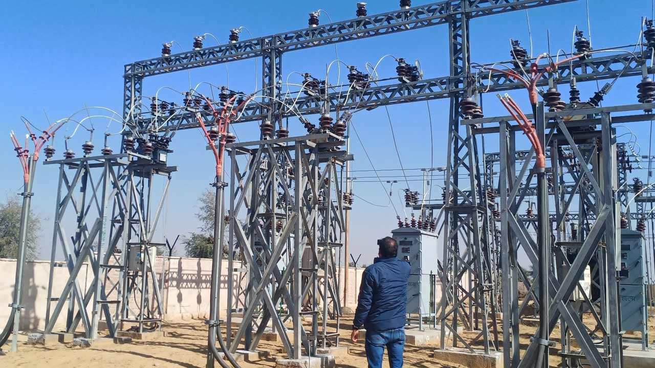 సబ్‌స్టేషన్‌ కోసం బంజారాహిల్స్‌ రోడ్డు నెం.10లో స్థలం కేటాయింపు.. ఎమ్మెల్యే దానం అభ్యంతరం