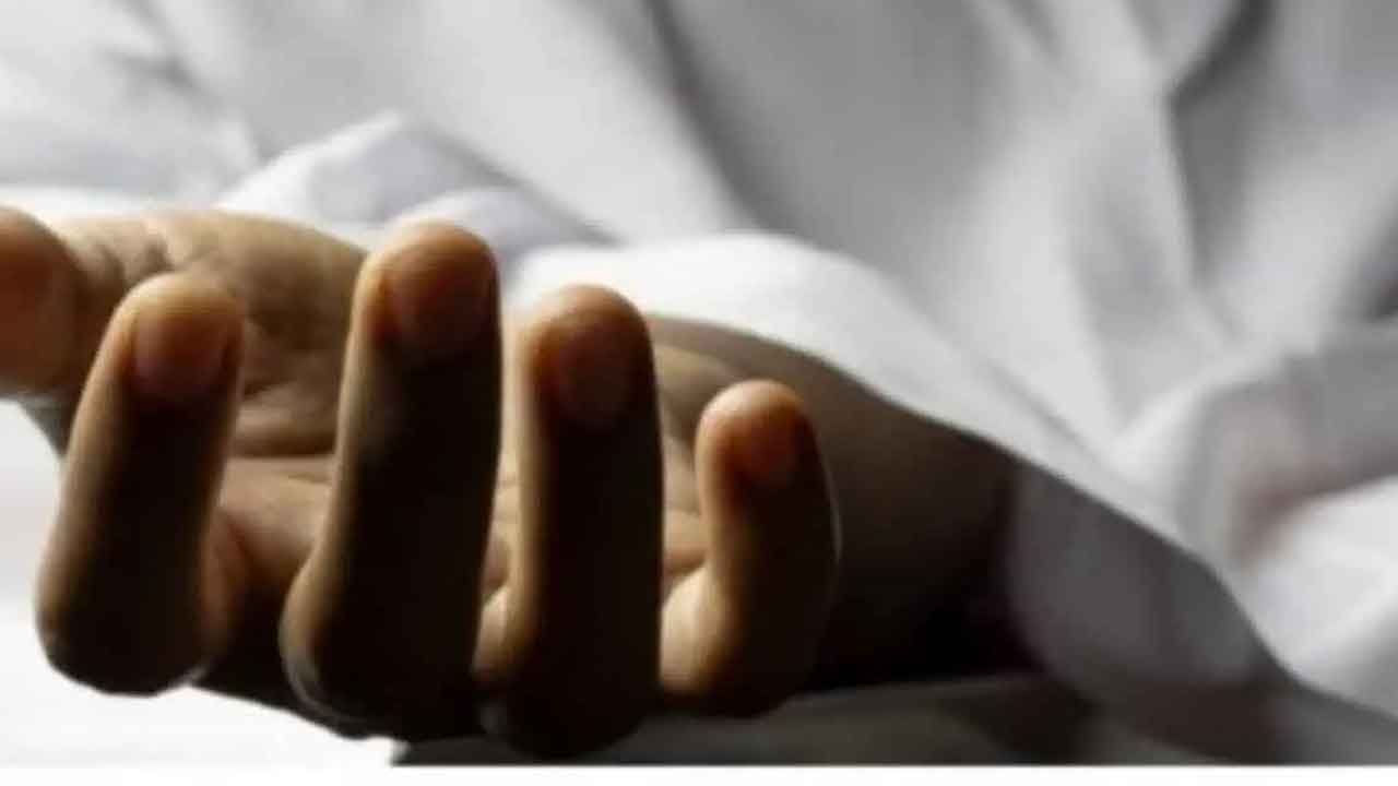 వడదెబ్బతో ఒకరి మృతి