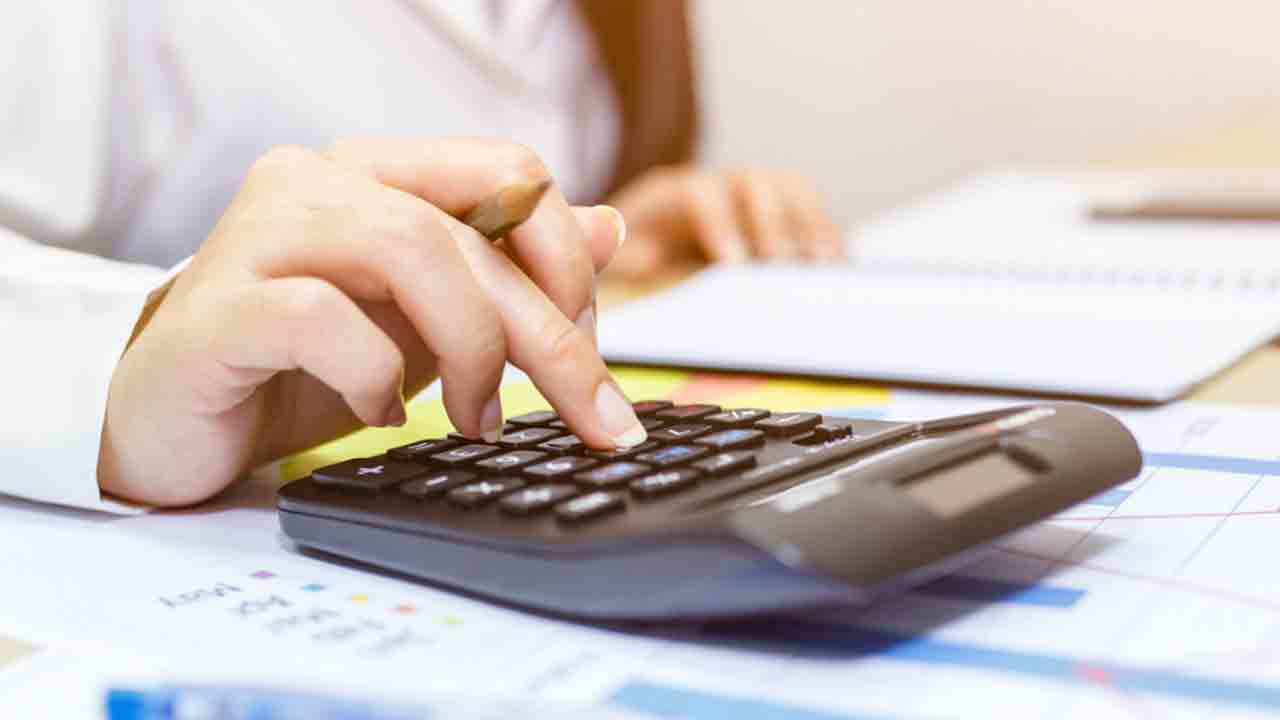 Tax payments | ఉగాది, రంజాన్‌ సెలవుల్లో సైతం.. పన్నుల చెల్లింపునకు ప్రత్యేక కౌంటర్లు