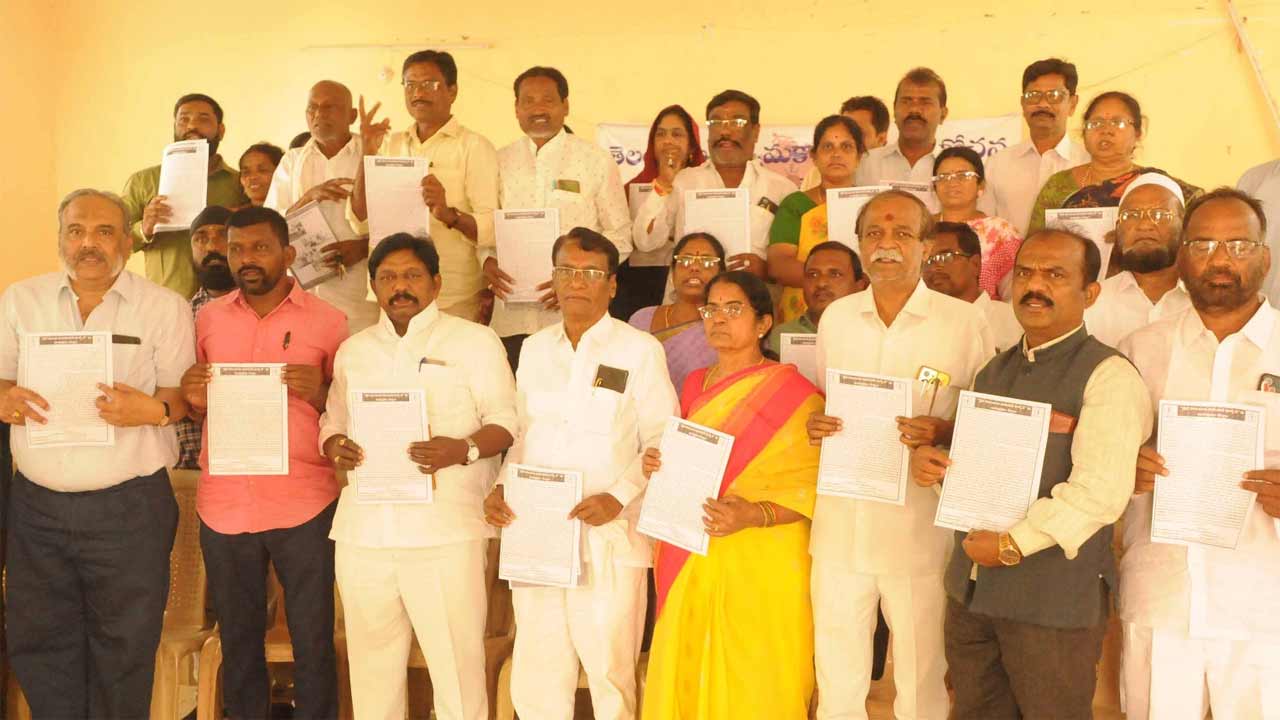 TUJAC | ఉద్యమకారులకు ఇచ్చిన వాగ్దానాలు కాంగ్రెస్ నిలబెట్టుకోవాలి: టీయూజేఏసీ